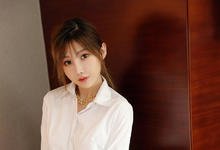 李颖煊风骚制服诱惑开档黑丝袜丰满翘臀丁字裤美骚妇-沐风文化